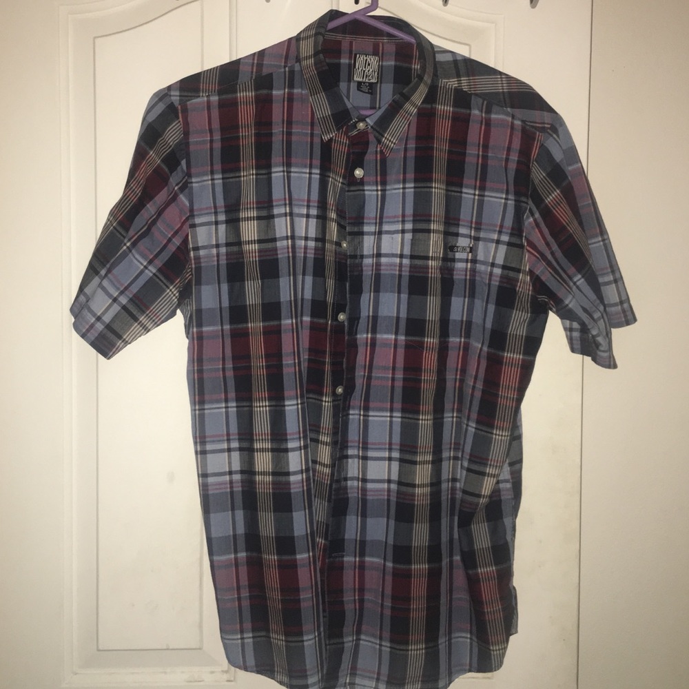 Volcom button down shirt. Size L. Like New